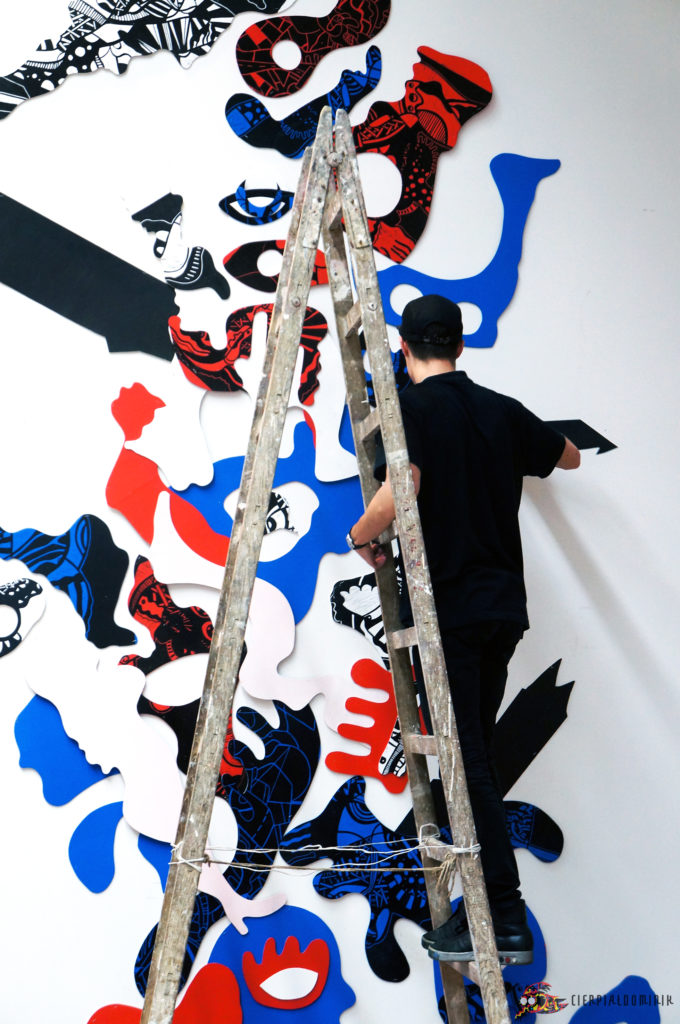 Dominik Cierpial art installation colourfull linocut contemorary art sztuka wspolczesna artysta grafik instalacja artystyczna